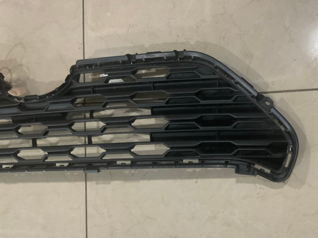 Grill Grille 2019-2021 Toyota Rav4 53112+42170 OEM