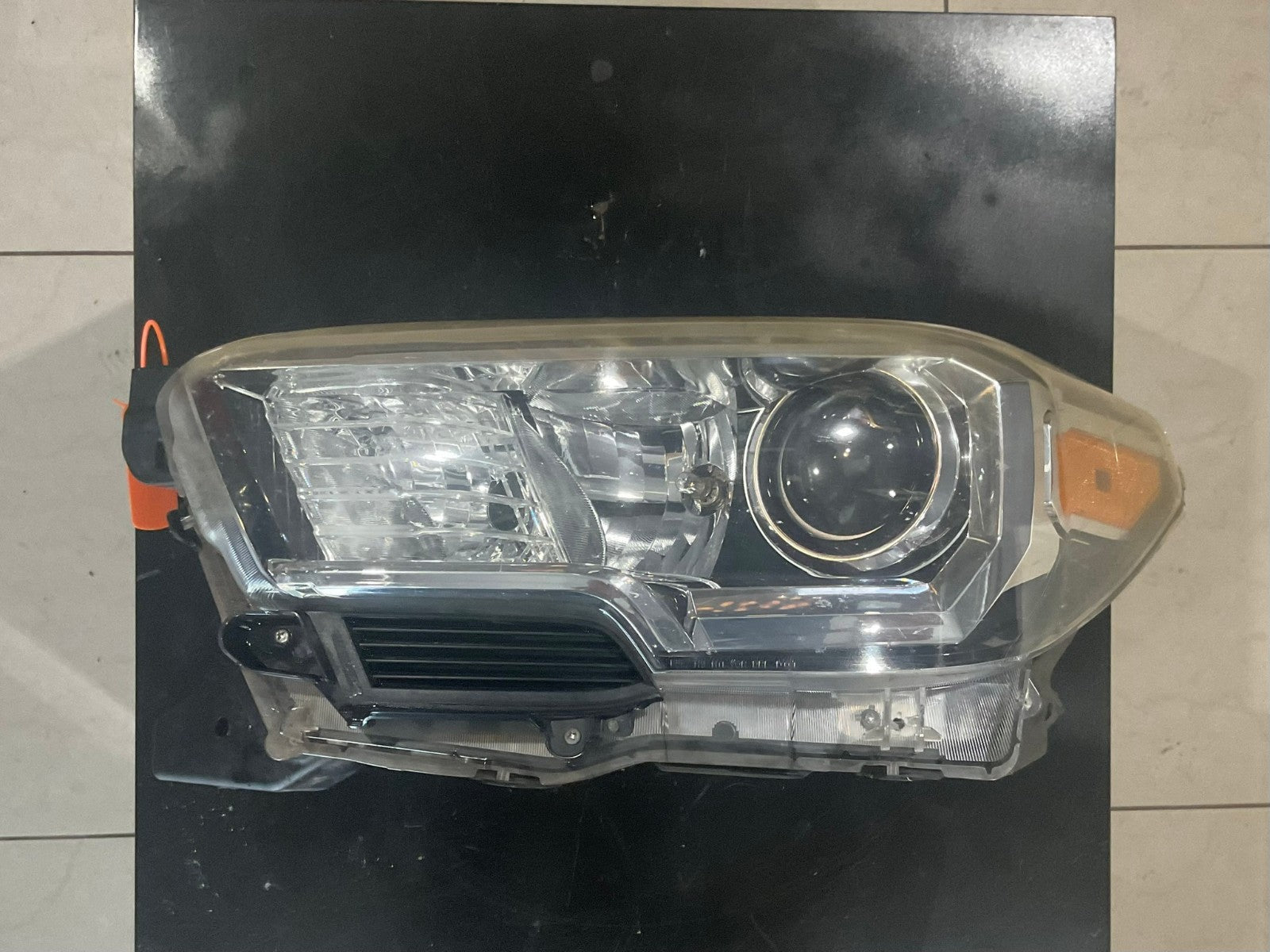 Headlight Left Driver LH 2016 2017 2018 2019 2020 2021 2022 Toyota Tacoma CAPA