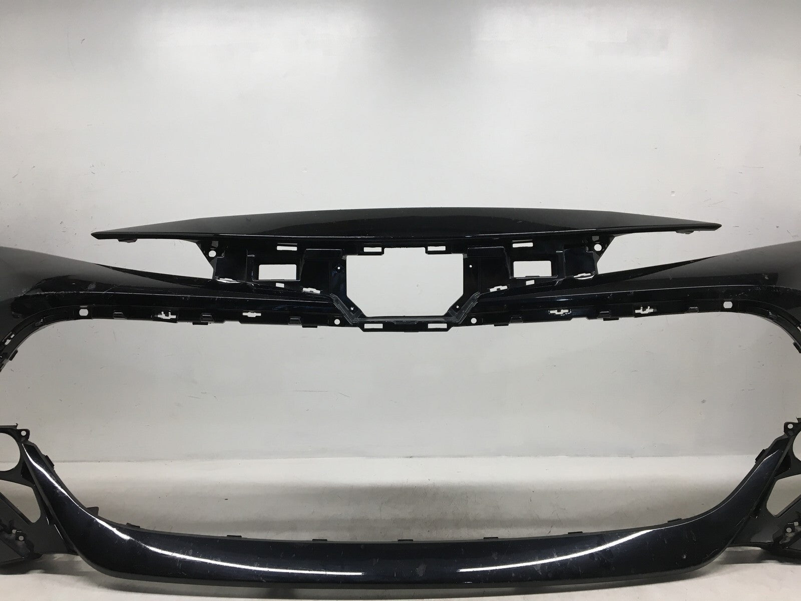Front Bumper Cover Toyota Corolla Hatchback 218 2018-2020 52119-12G20 OEM3