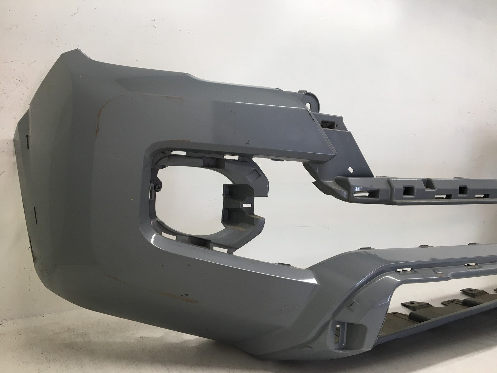 Front Bumper Cover Toyota Tacoma SR SR5 Limited w/Wheel Flare Holes 16-18 OEM3