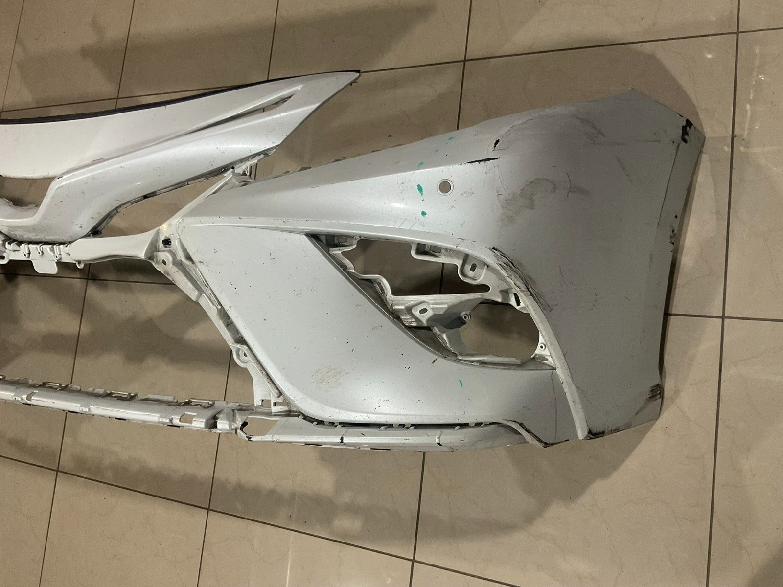 Front Bumper Cover White 2021-2023 Toyota Camry SE XSE CAPA