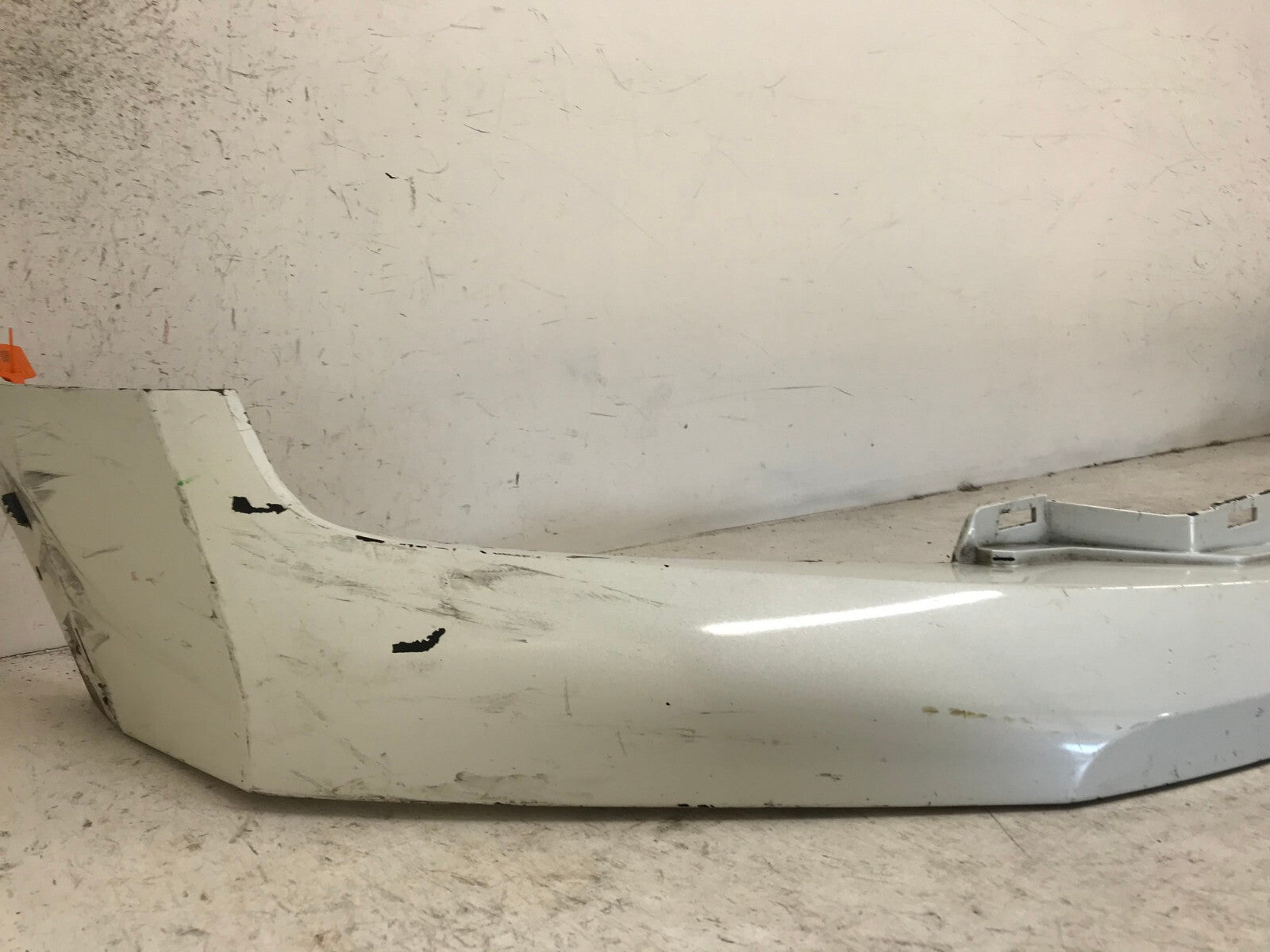 Front Upper Bumper Cover White 2017-2019 Nissan Titan S SL SV 62025-EZ40H OEM