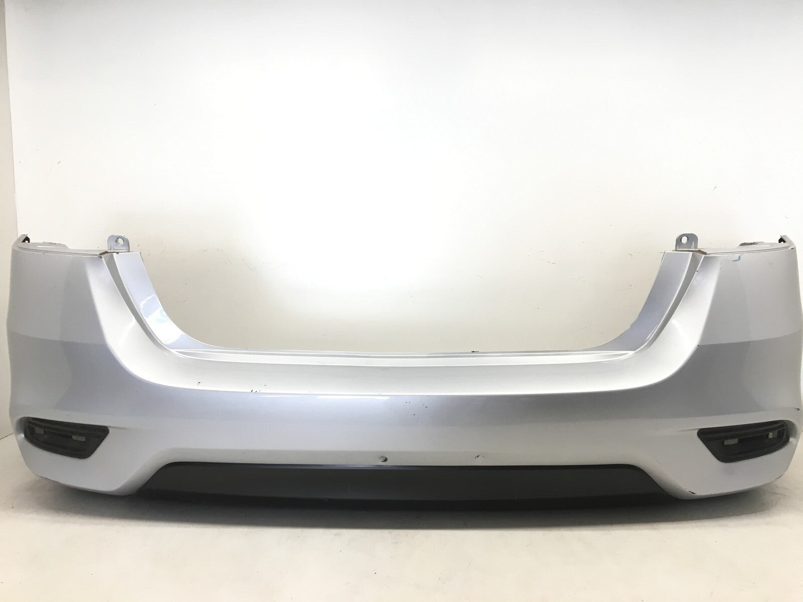 Rear Bumper Cover Nissan Sentra SR SR Turbo 2016-2018 85022-3YU0H OEM