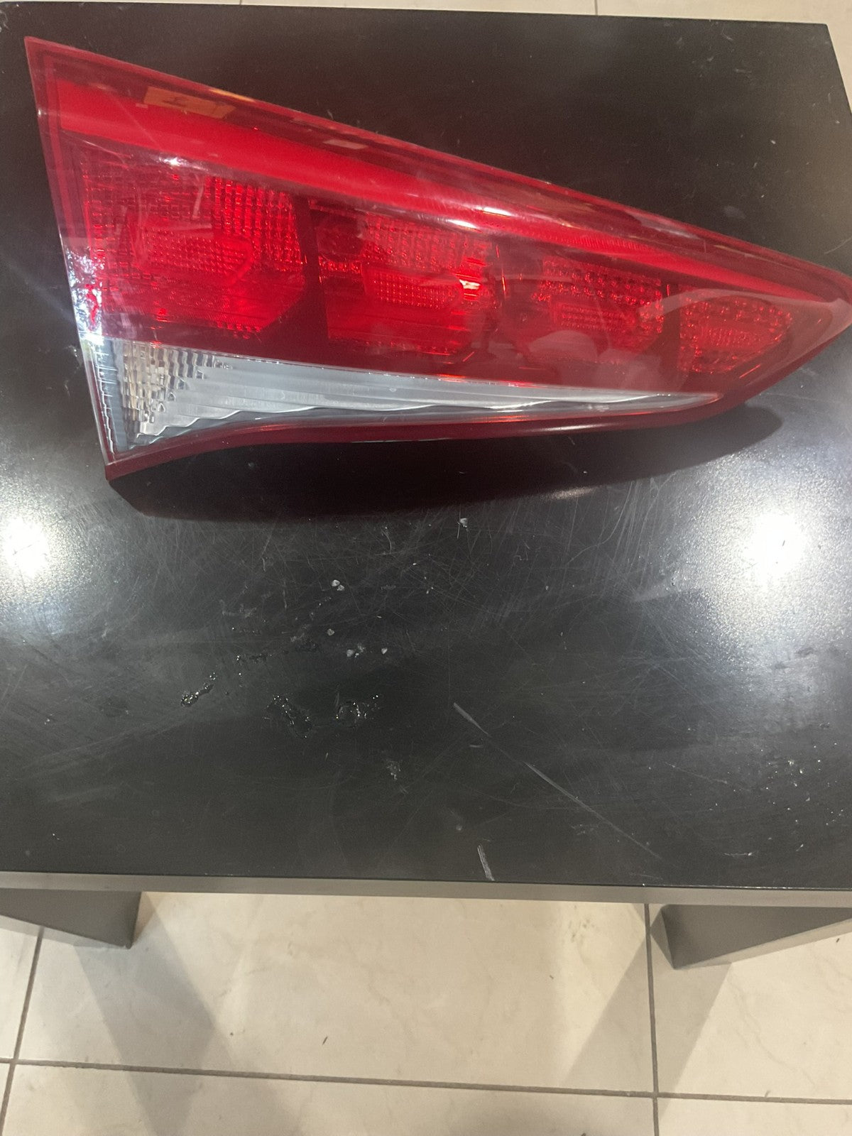 Inner Tail Light Left Driver LH 16-18 Hyundai Tucson 92408+D3 OEM