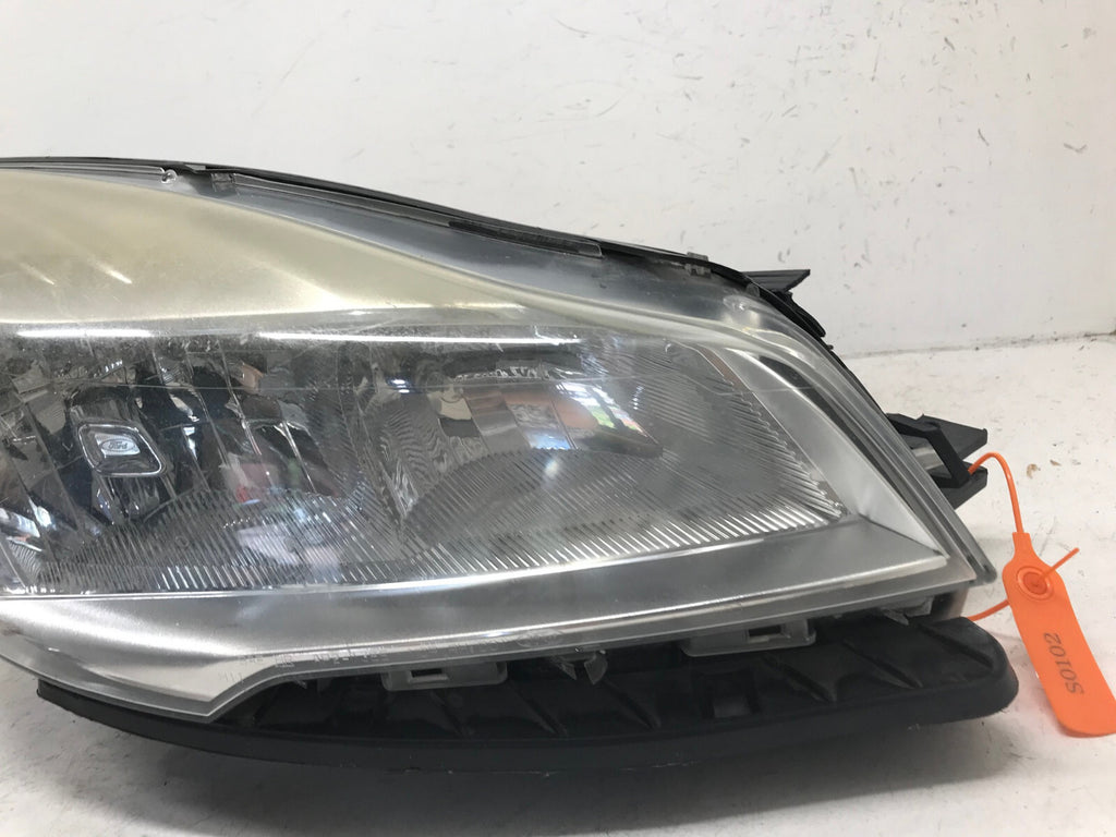 Headlight Damaged Right passenger RH Ford Escape 2013-2016 R 44ZH-2090-A OEM