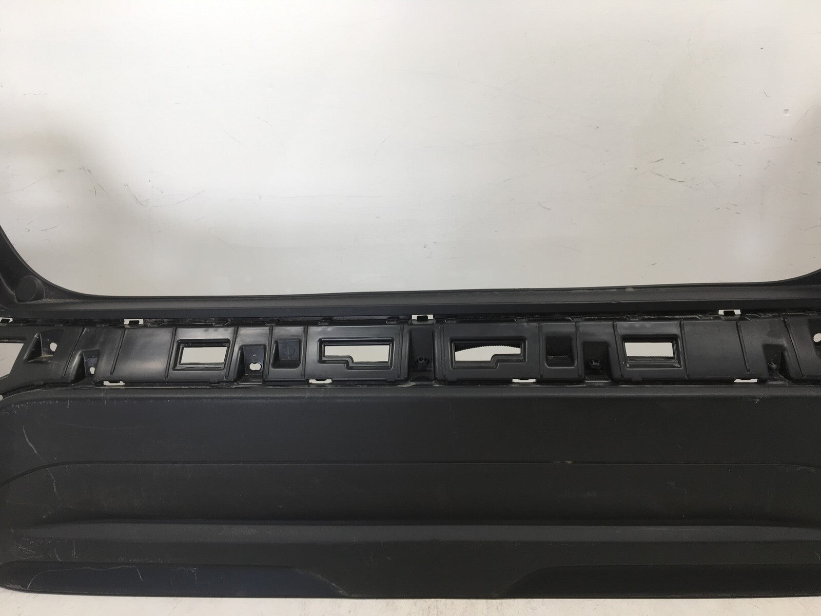 Rear Bumper Cover Hyundai Kona SE SEL 2018 2019 86610-J9000 OEM