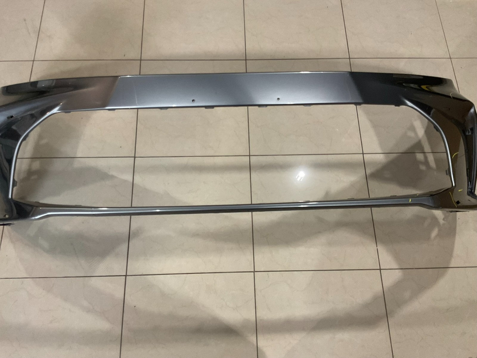 Front Bumper Cover Grey Toyota Camry LE 2025 52119+aq010 OEM