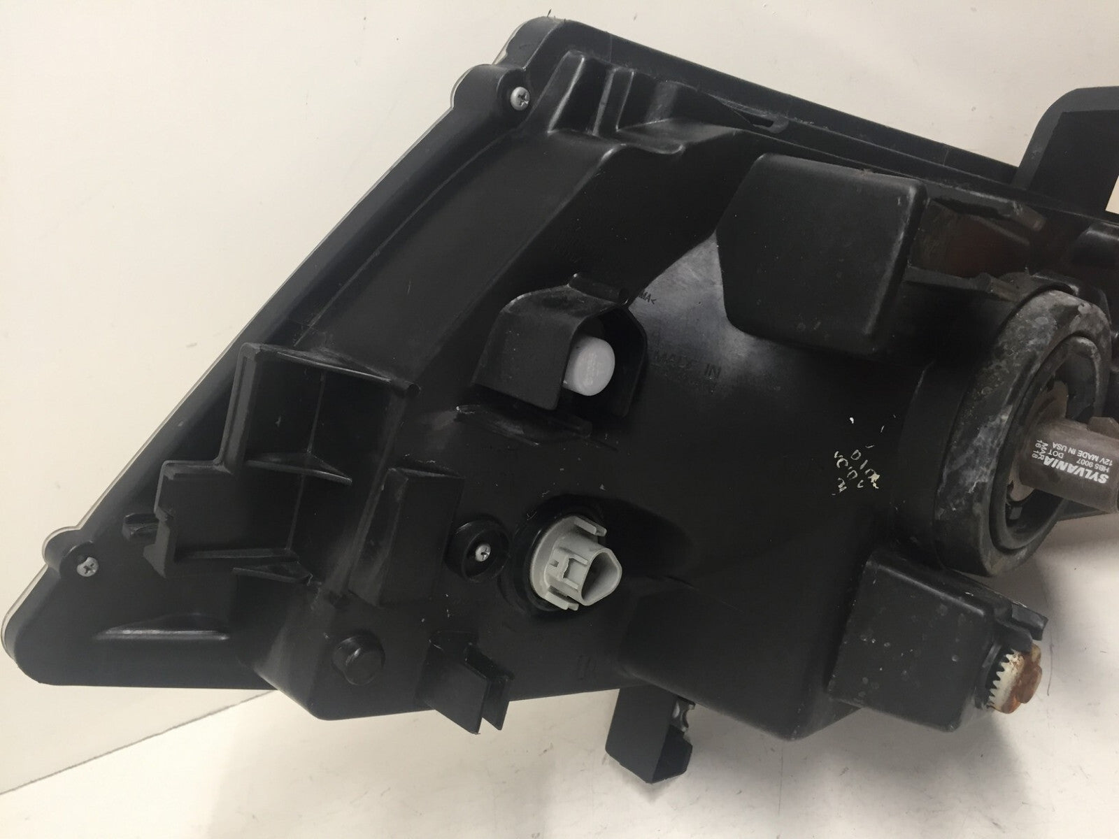 Head light Damaged RH Right Passenger Nissan Frontier 2009-2013 CAPA