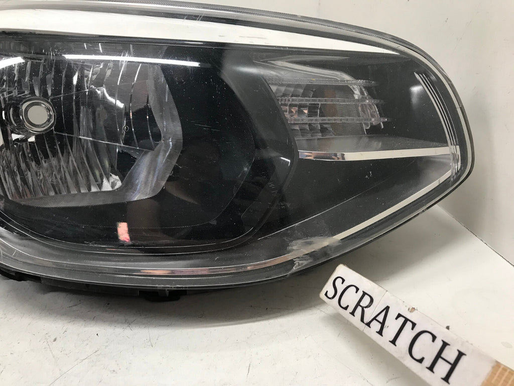 Headlight Damaged Right RH Passenger Kia Soul 2014-2017 92102-B2000 OEM
