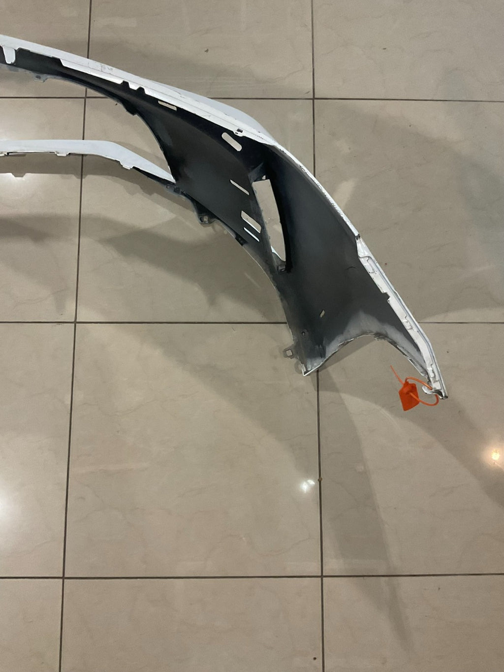 Front Bumper Cover White Toyota Camry LE 2025 52119+aq010 OEM