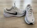 Nike Training Shoes Womens Size 7.5 Black / White Comfort Footbed