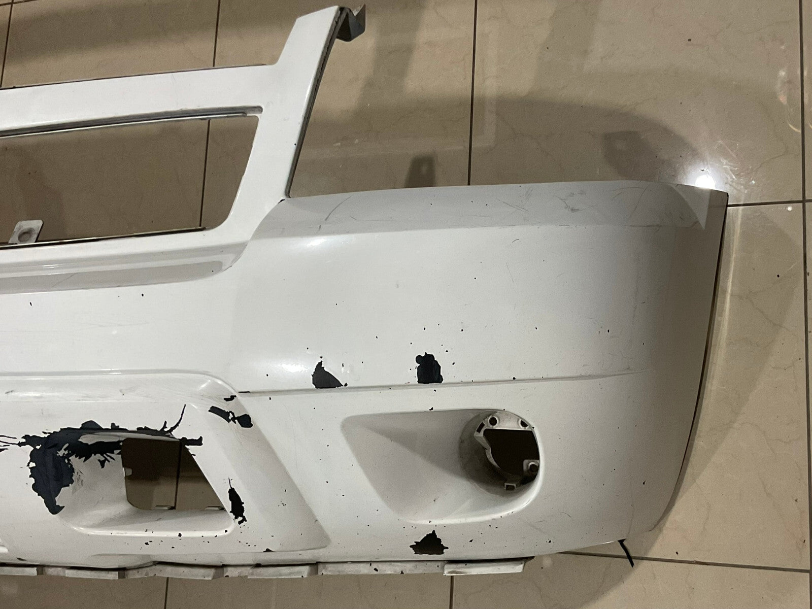 Front Bumper Cover White Chevrolet Suburban 1500 Tahoe 2500 2007-2013 CAPA