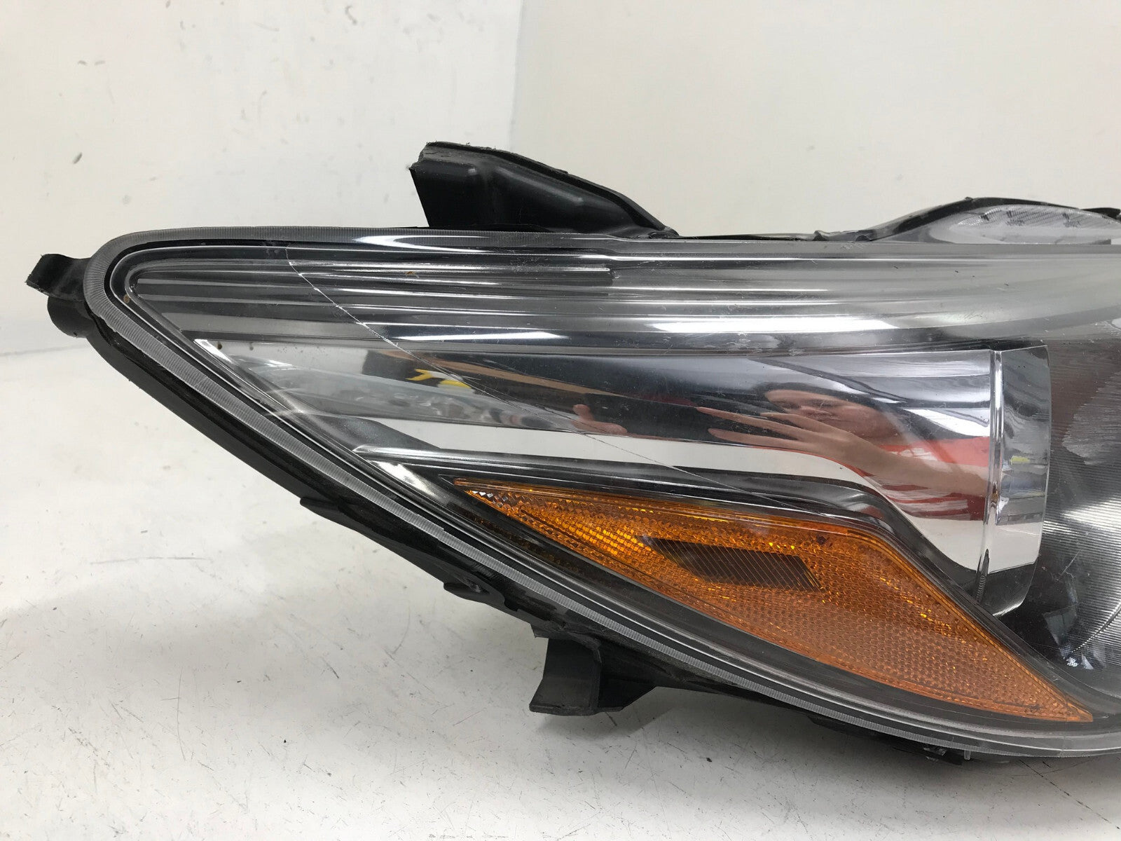 Halogen Headlight Damaged Passenger RH Right Side Toyota Camry 2015-2017 OEM2