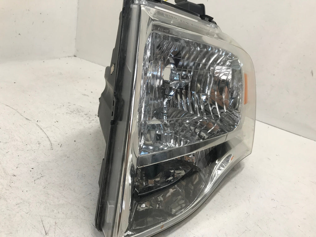 Corner Headlight Damaged Left Driver LH Ford Expedition 2007-2014 OEM