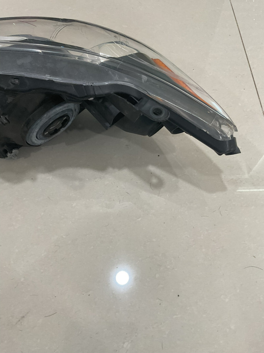 Headlight Damaged Right Passenger RH 2011-2013 Toyota Corolla 08-312-11C5R OEM
