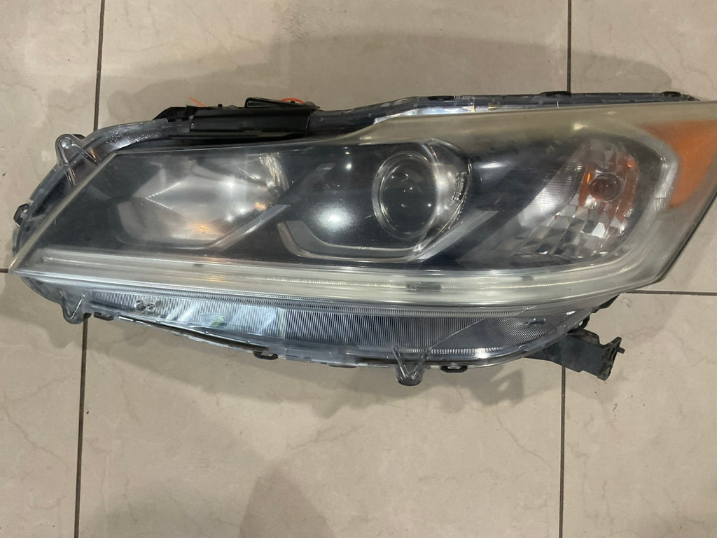 Headlight Left LH Driver Honda Accord Sedan 4Dr 2016-2017 CAPA
