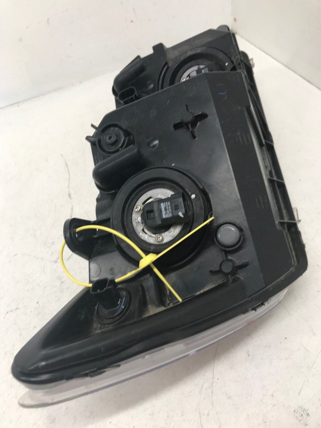 Headlight Damaged Left Driver LH 2009 - 2020 Dodge Journey 05116289AD OEM