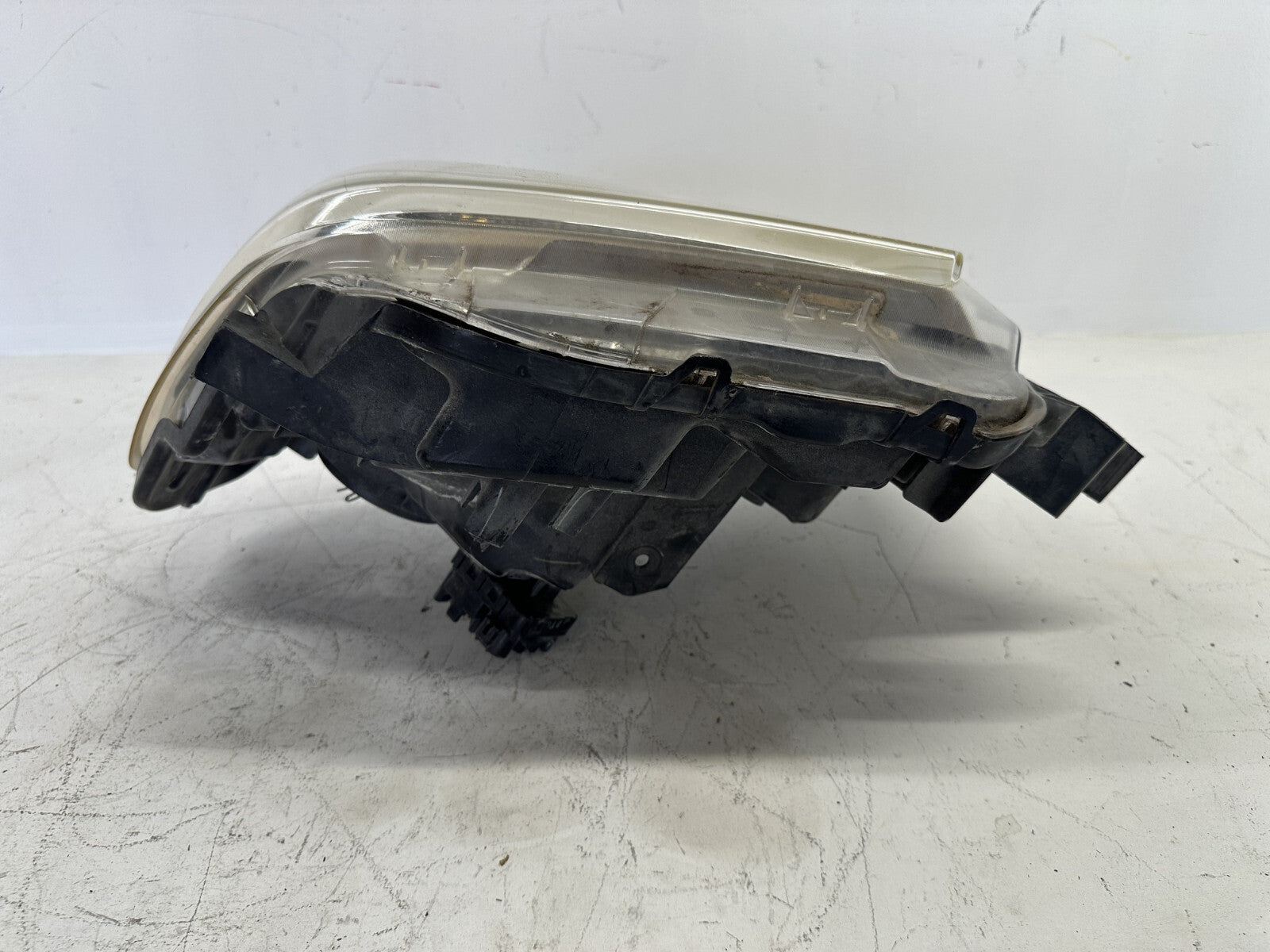 Headlight Right Passenger RH Damaged 2014-2017 Toyota Tundra 81110-0C101 OEM