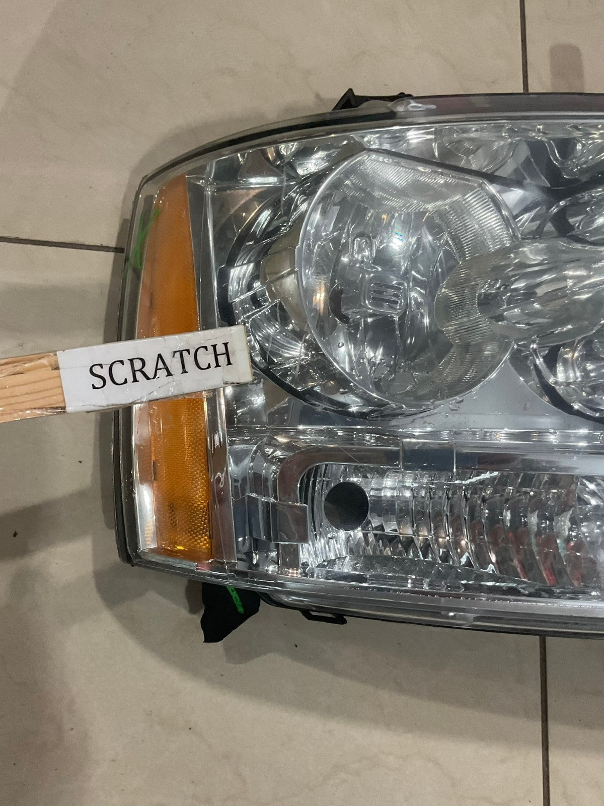 Headlight Right RH Passenger 2007-2014 Chevy Avalanche/Suburban/Tahoe CAPA