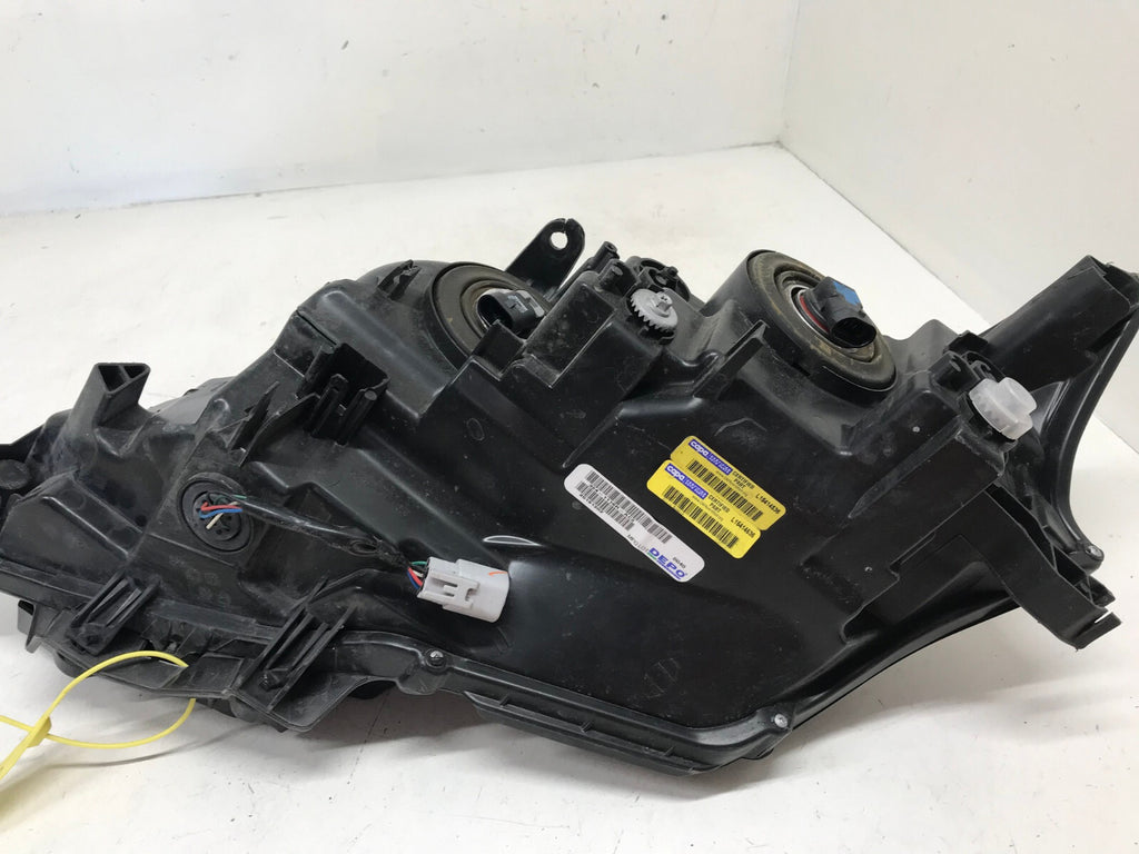 Headlight Damaged HID Halogen Right RH Lexus RX350 RX450H 13-2015 8117048A80 OEM