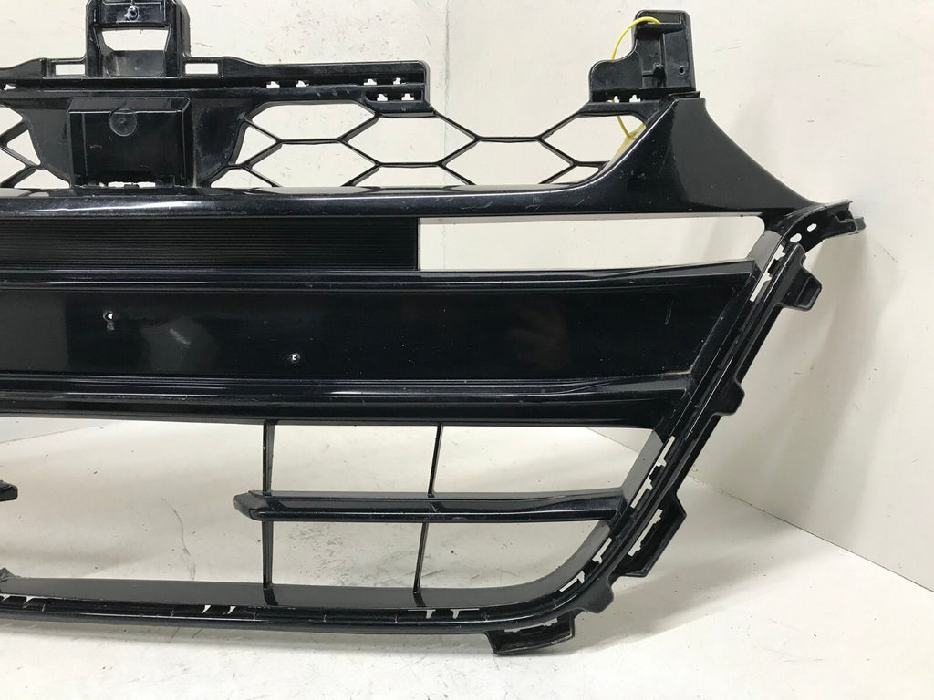Grill Grille Honda Accord 2018-2019 71111-TVA-A5 OEM
