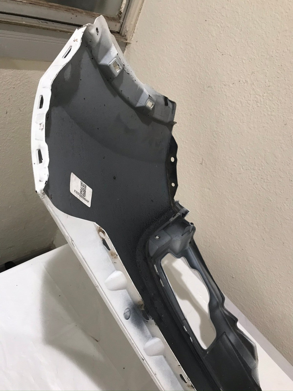 Front Upper Bumper Cover White 2020-2022 Honda CR-V CRV 71101-TLA-000 OEM