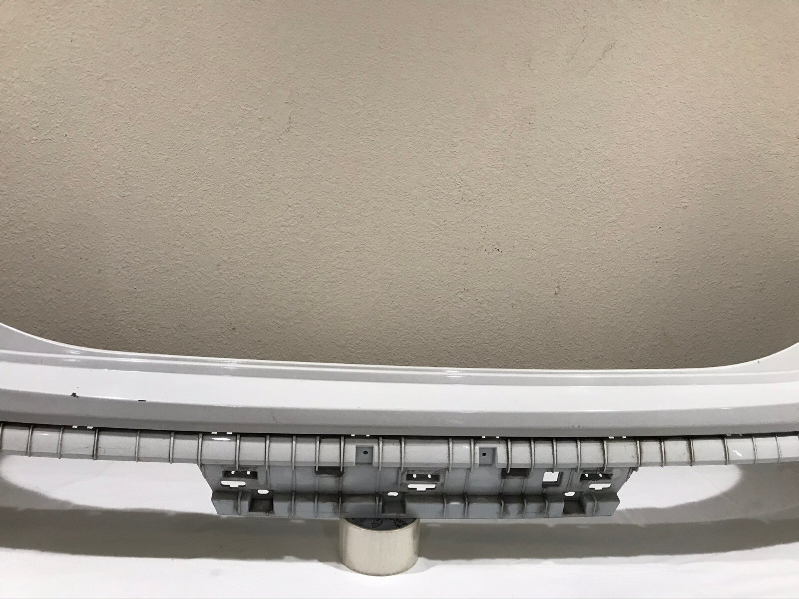 Rear Upper Bumper Cover White 21-22 Hyundai Santa Fe Calligraphy SE SEL OEM