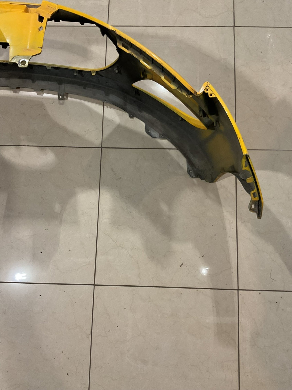 Front Bumper Cover Yellow Hyundai Veloster 2012-2017 86511+v20000 OEM