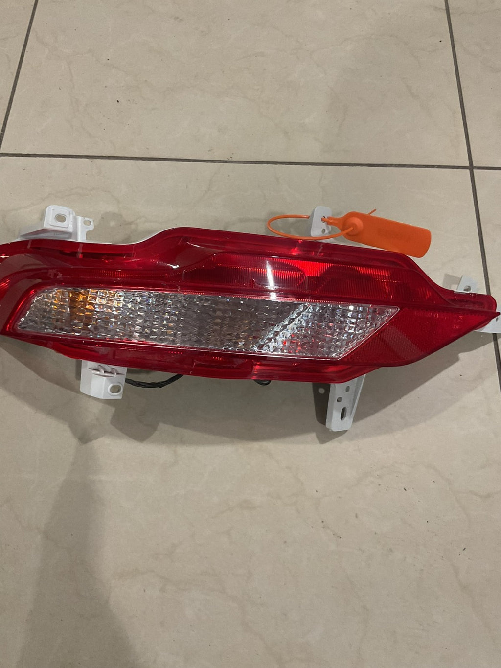 Tail Light Driver Left LH 2022-2024 Hyundai Tucson 92405+n9000 OEM