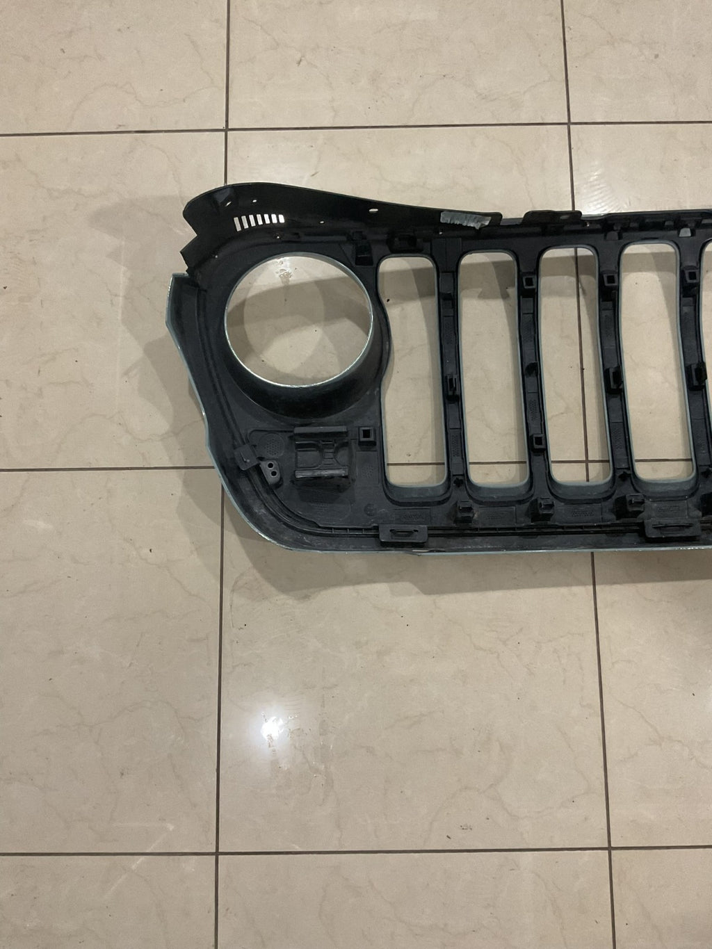 Grill Grille Grey 18-23 Wrangler JL Gladiator 68342087aa OEM