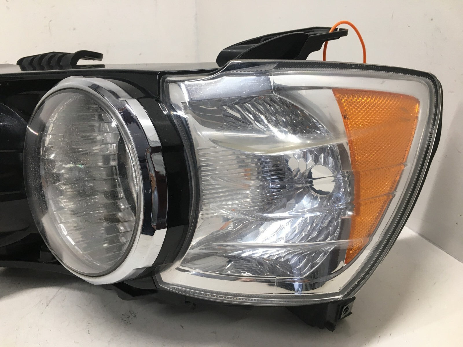 Headlight Damaged Left Driver LH Chevrolet Sonic 2012-2016 96830971 OEM