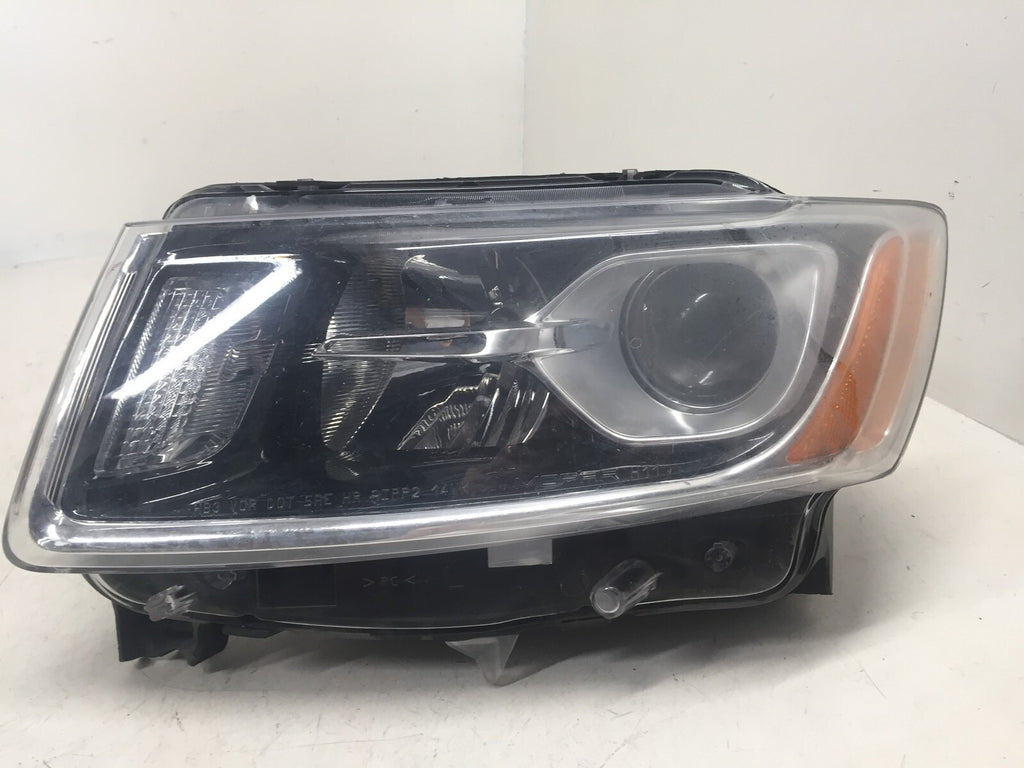Headlight Damaged Halogen Driver LH Jeep Grand Cherokee 2014-2016 68110997AD OEM