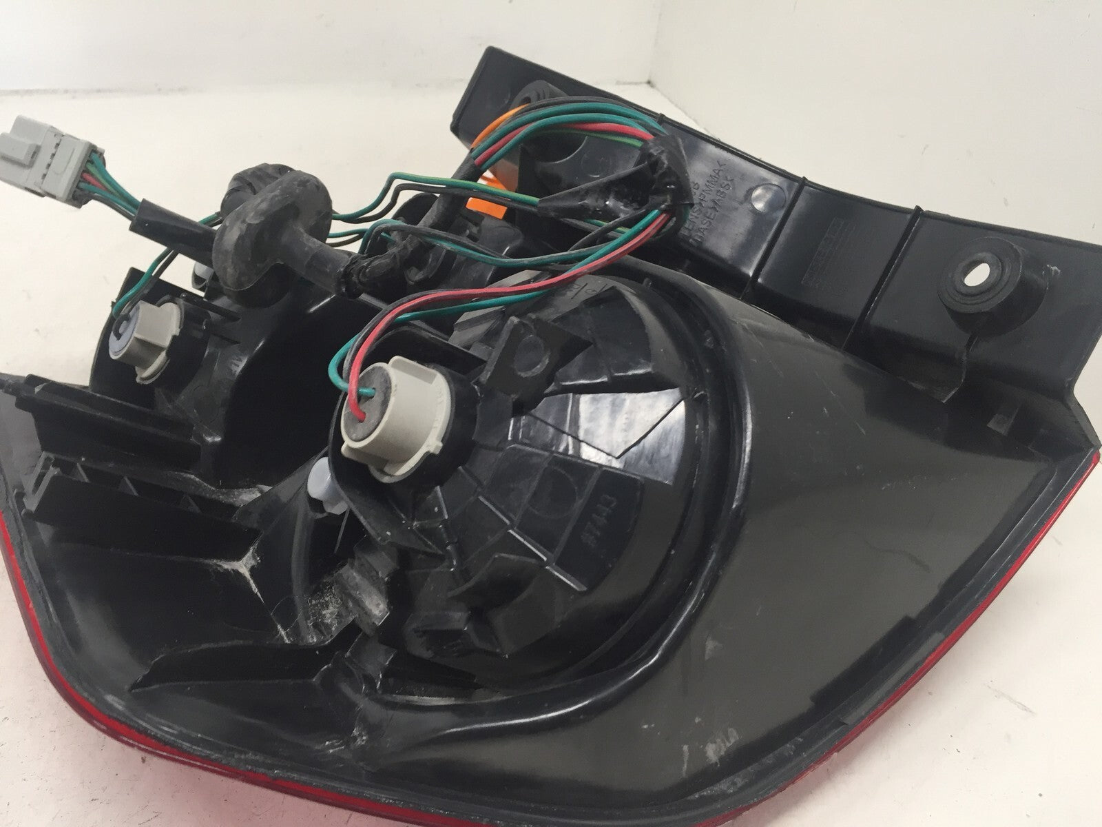 Taillight Damaged Tail Lamp Passenger Honda Element 03-08 33501-SCV-A11 OEM