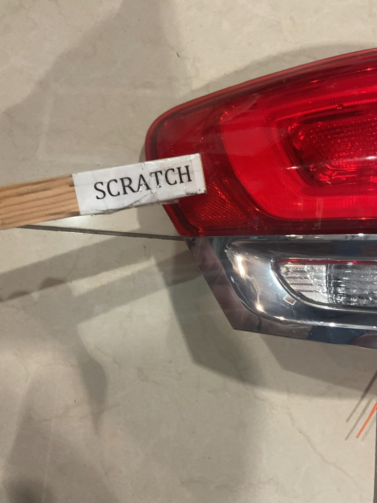 Tail light Left LH Driver 2014-2018 Jeep Grand Cherokee p68110017ae OEM