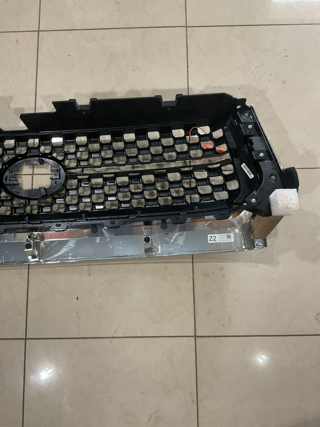 Grill Grille Black/Silver 2018 2019 2020 Toyota Tundra SR5 53285+0c010 OEM