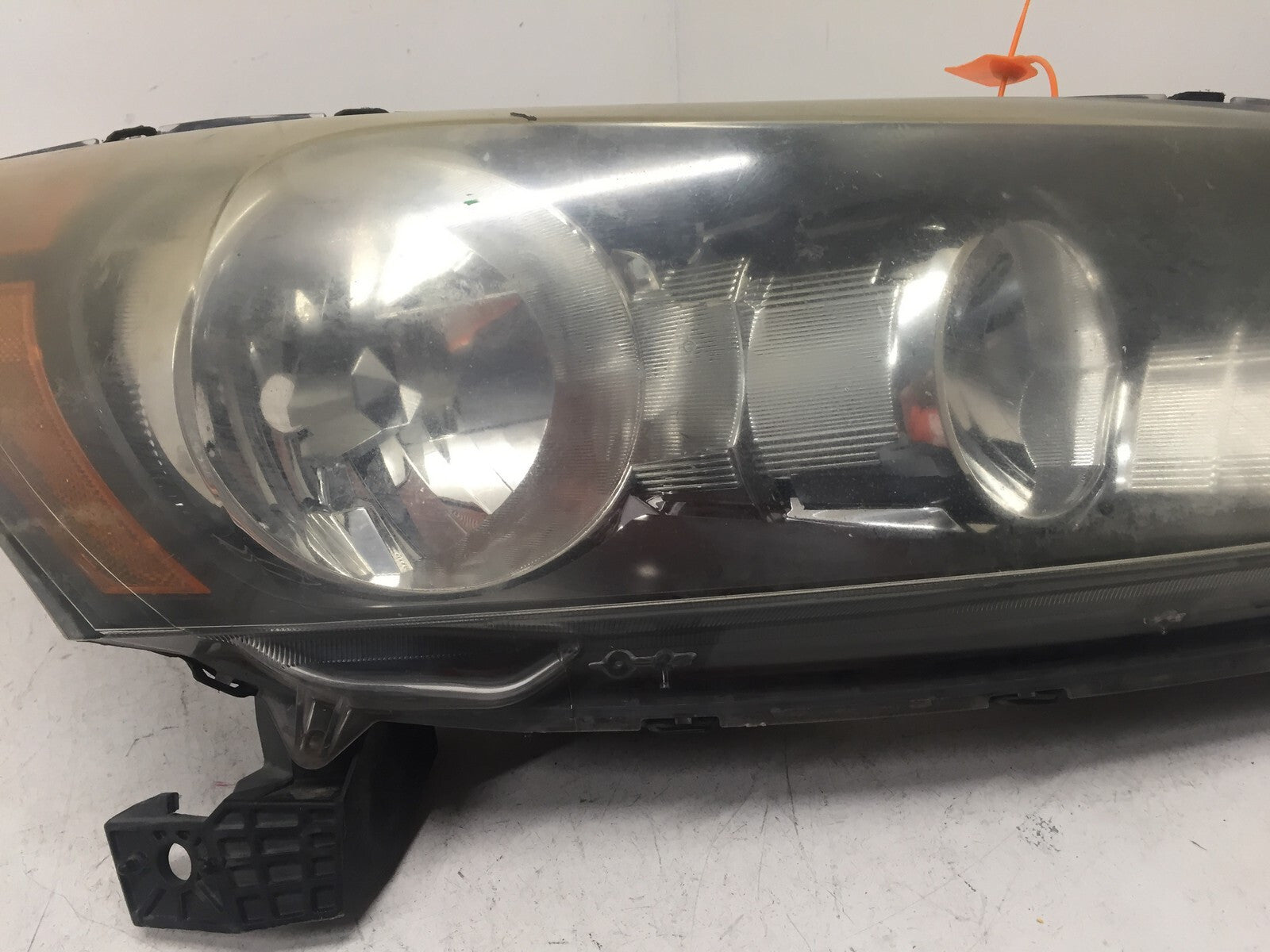 Halogen Headlight Damaged Right Passenger RH Honda Accord 2008-2012 OEM