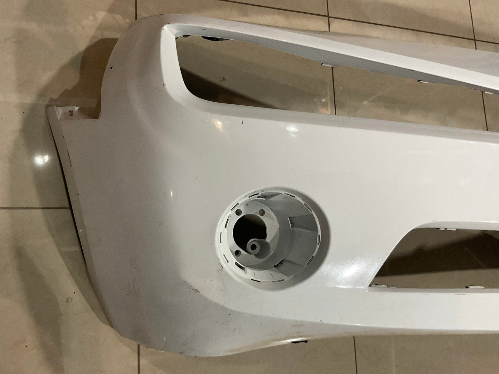 Front Bumper Cover White 2010-13 Chevrolet Camaro OEM