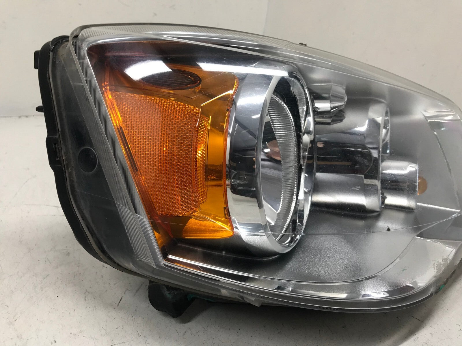 Headlight Damaged Right RH 08-16 Chrysler Town & Co 11-20 Caravan 5113336AG OEM
