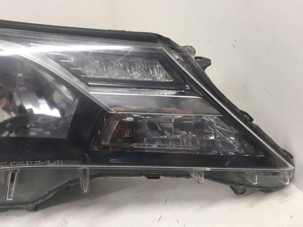 Headlight Damaged Lamp Passenger Right RH Toyota RAV4 2013-2015 OEM