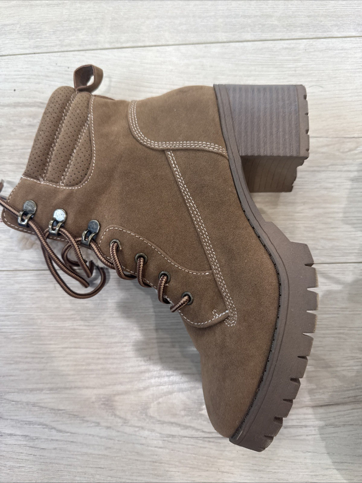 Used Pop Brand Women’s Bootie Size 8