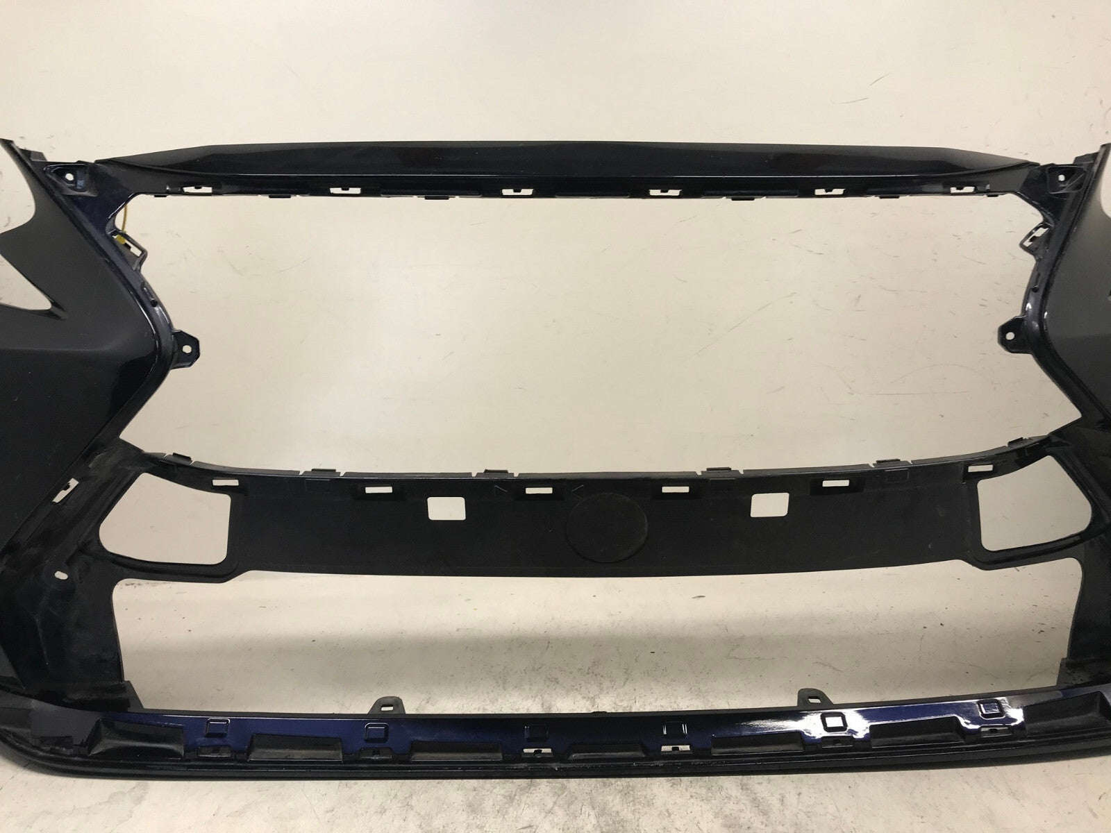 Front Bumper Cover 8X5 Lexus ES350/ES300h Base 2016-2018 52119-06D20 OEM