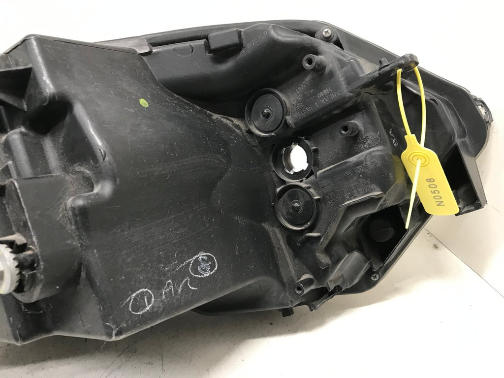 Headlight Damaged Driver Left LH Honda HRV HR-V 2016-2018 33150T7SA01 OEM