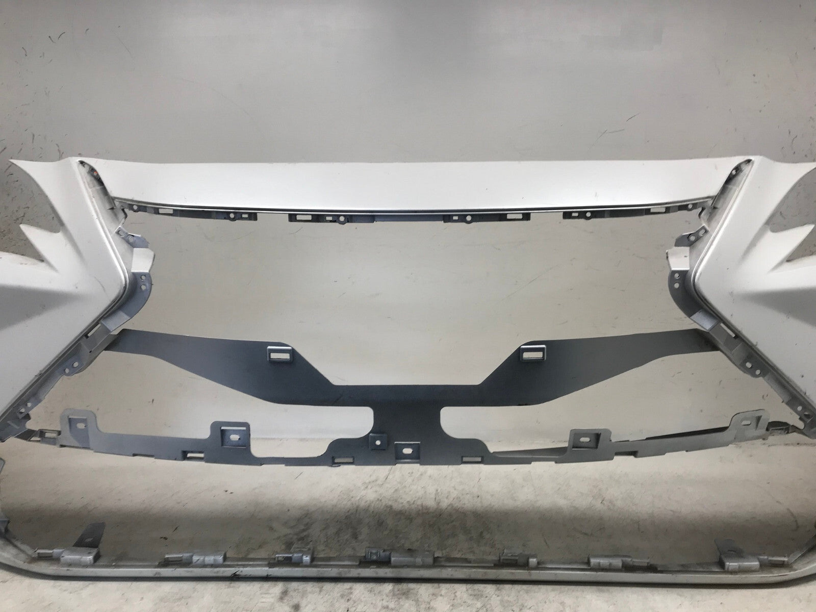 Front Bumper Cover 085 Lexus ES 350 2019 w/Sensor Holes 52119-33B60 OEM