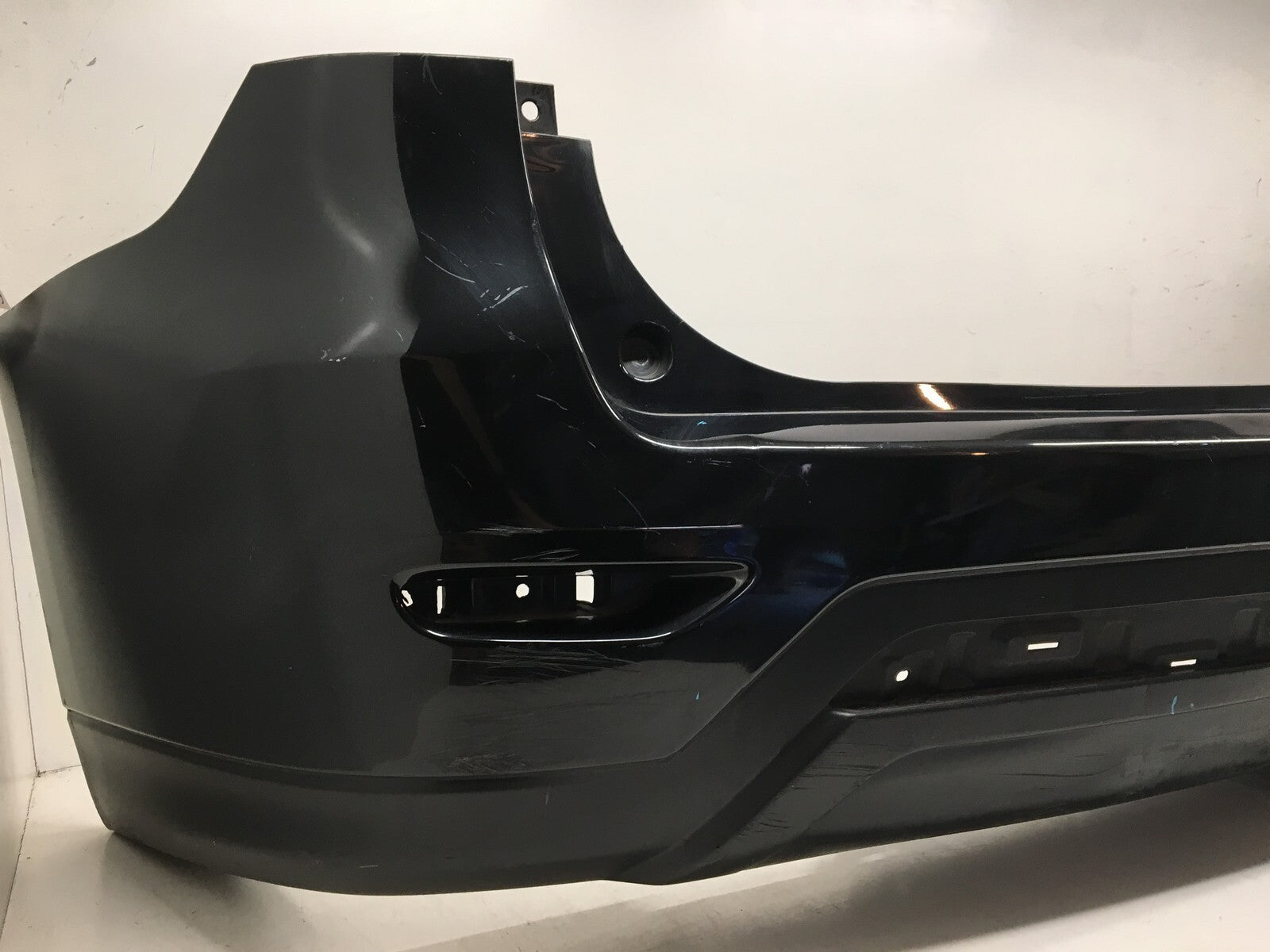 Rear Bumper Cover Nissan Pathfinder SL Platinum 2013-2016 85022-3KA0H OEM