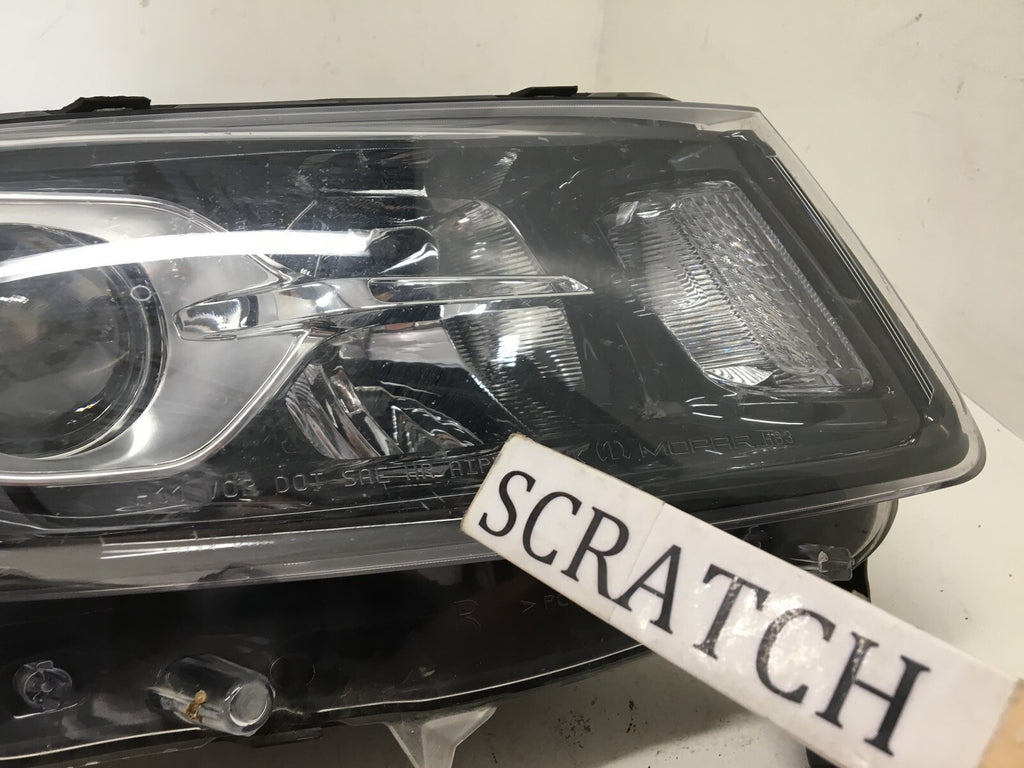 Headlight Damaged Passenger RH Jeep Grand Cherokee 2014 2015 68236108AC OEM