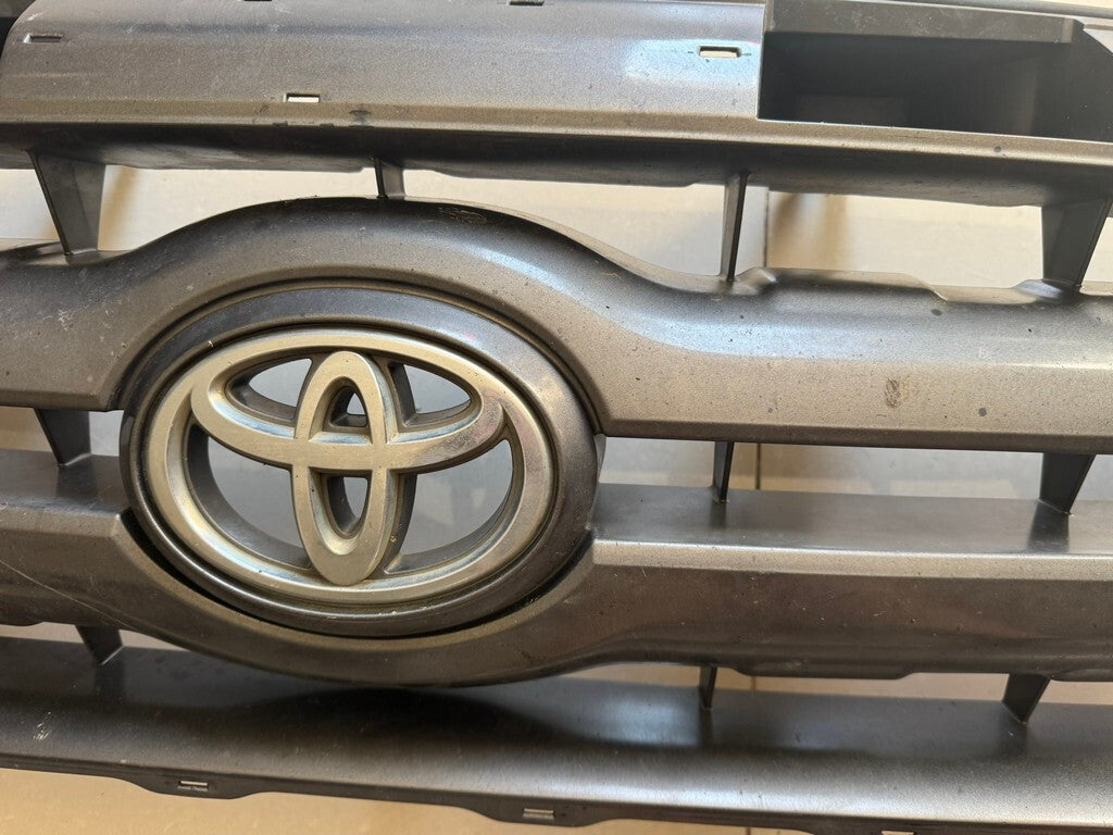 Grille Grill Grey 2005-2010 Toyota Tacoma 53100-04350 OEM