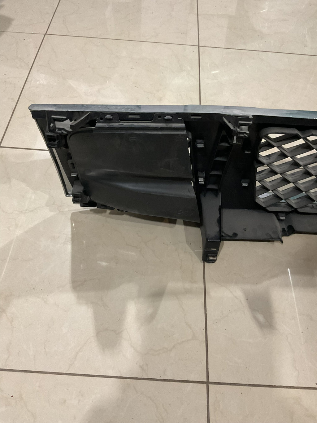Grill Grille Black And Silver 2005 2006 2007 Nissan Pathfinder OEM