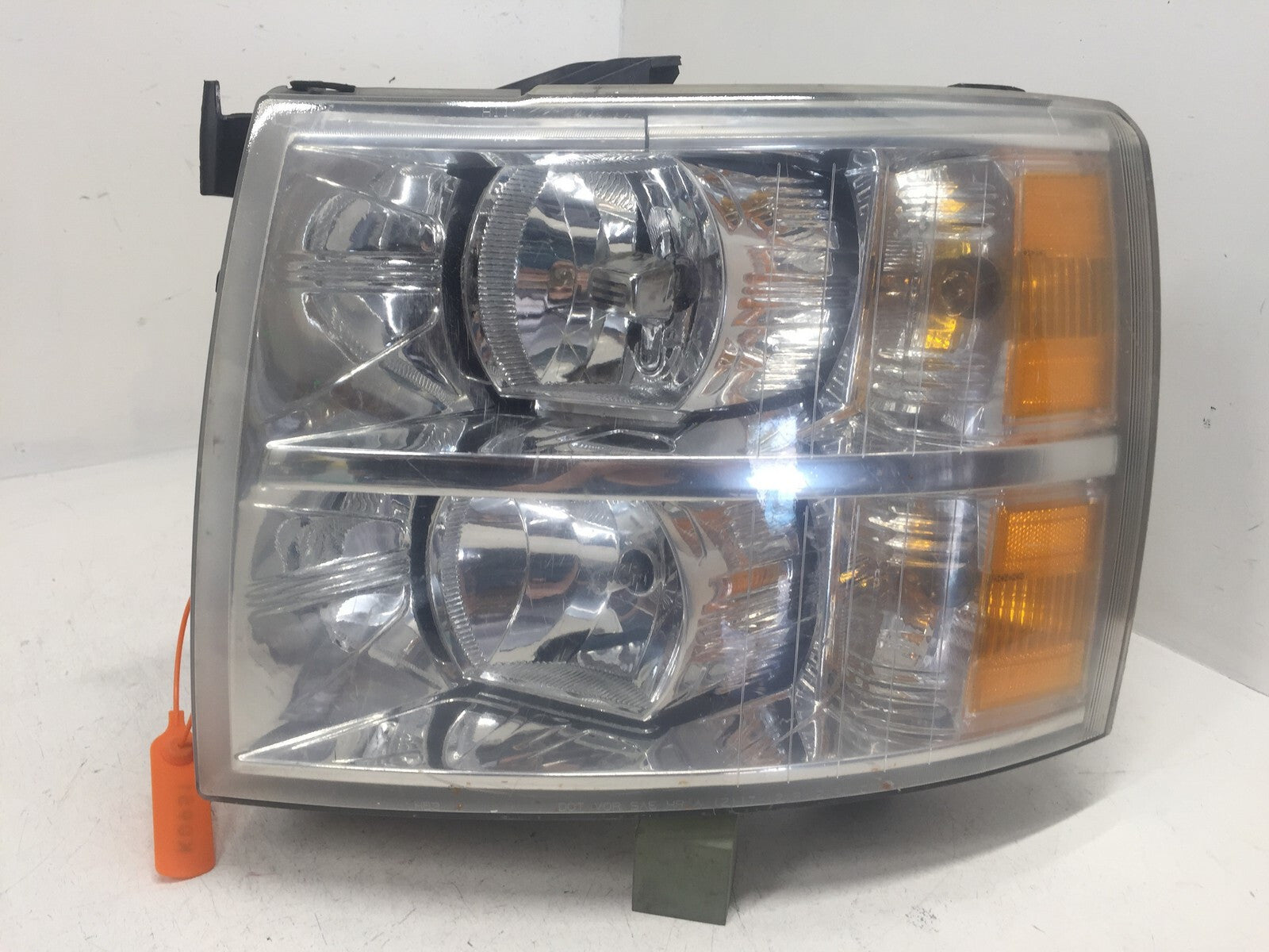 Headlight Damaged Head Lamp LH Driver Chevy Silverado 1500 2500 3500 07-2013 OEM