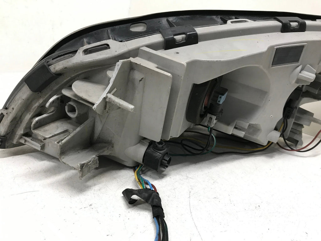 Headlight Damaged Right RH Passenger Chevy Malibu 2008-2012 16580006-B OEM