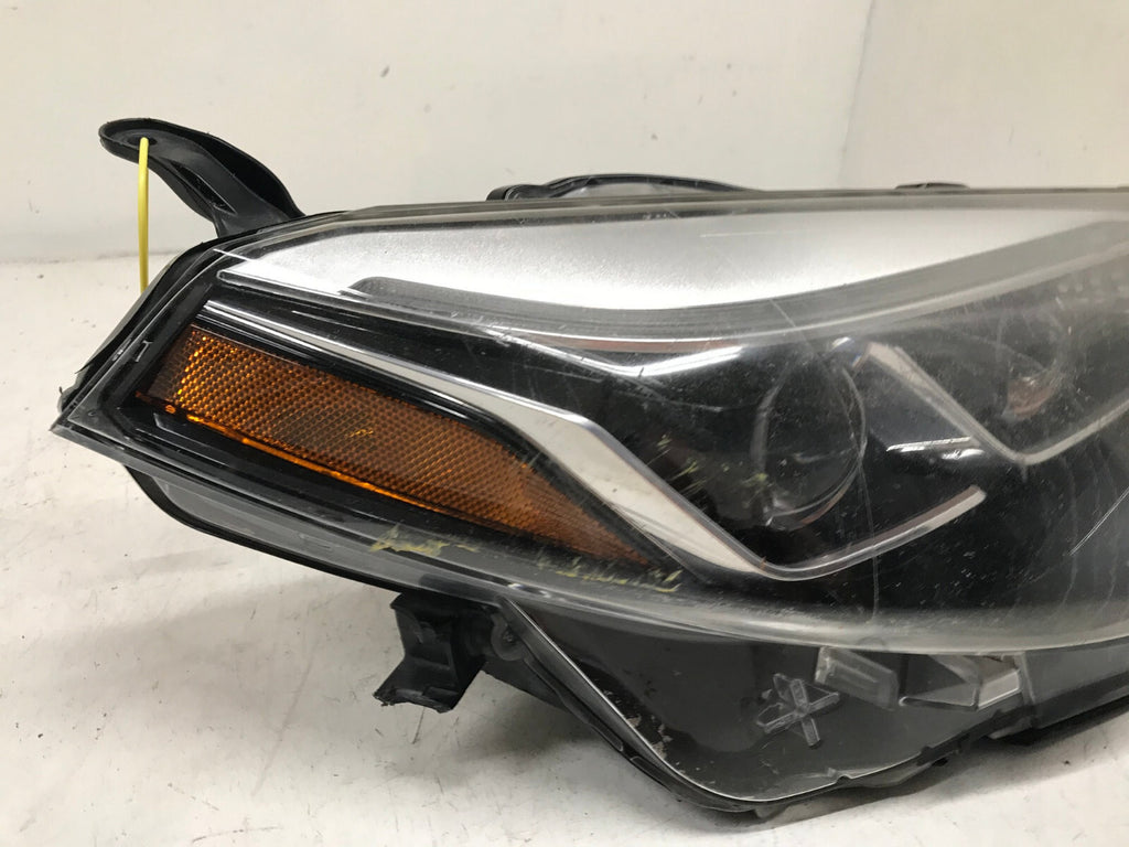 Headlight LED RH Passenger Toyota Corolla SE XLE XSE 2017-2019 81110-02M90 OEM